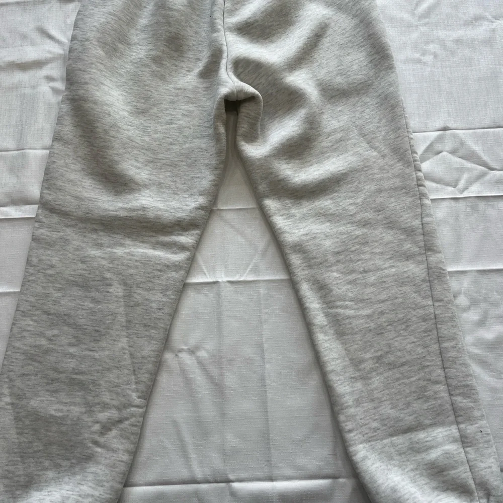 Women's Gray Joggers with Los Angeles Print - Picture 5 of 6